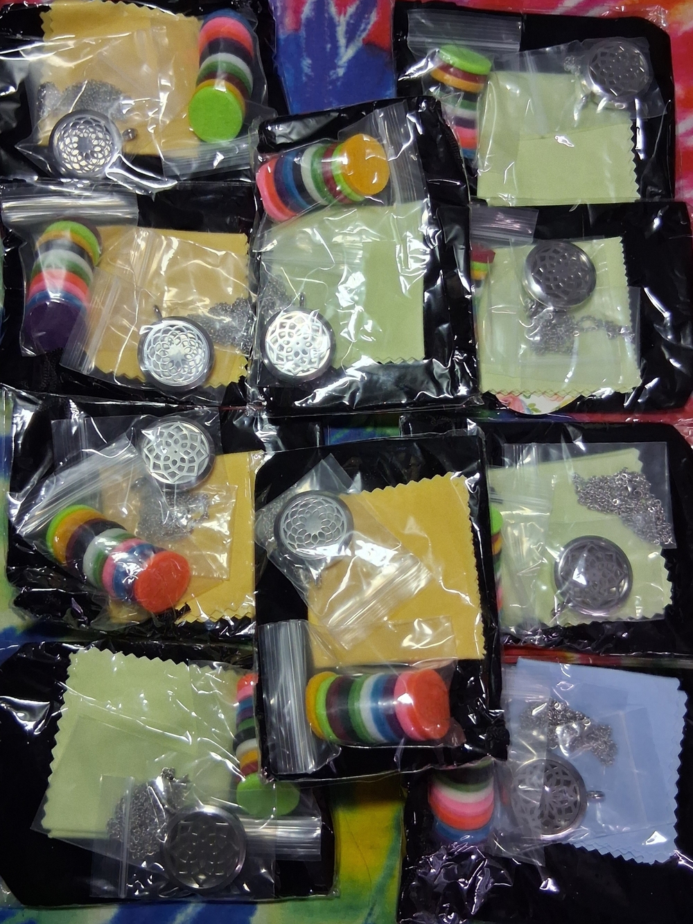10 Sacred G Essential Oil Locket Pendants Wholesale Price